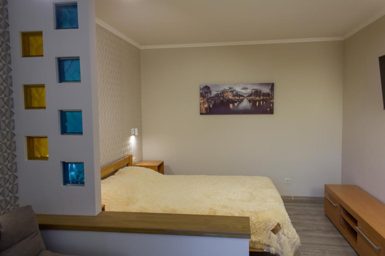 Уютная Vip-Студия В Центре. Vinița Exterior foto